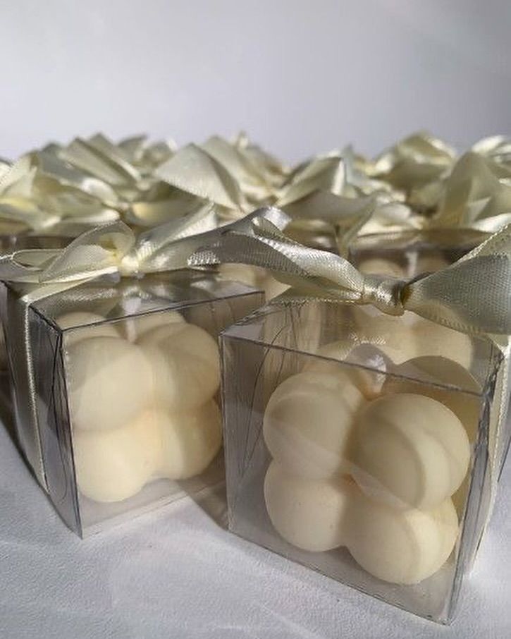 Cubo burbuja en Caja Acetato